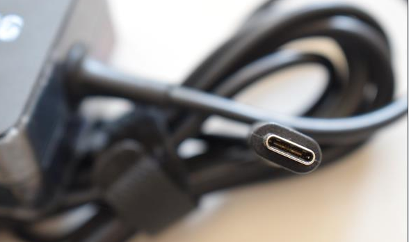 三星手機(jī)推出大功率USB Type-C充電器